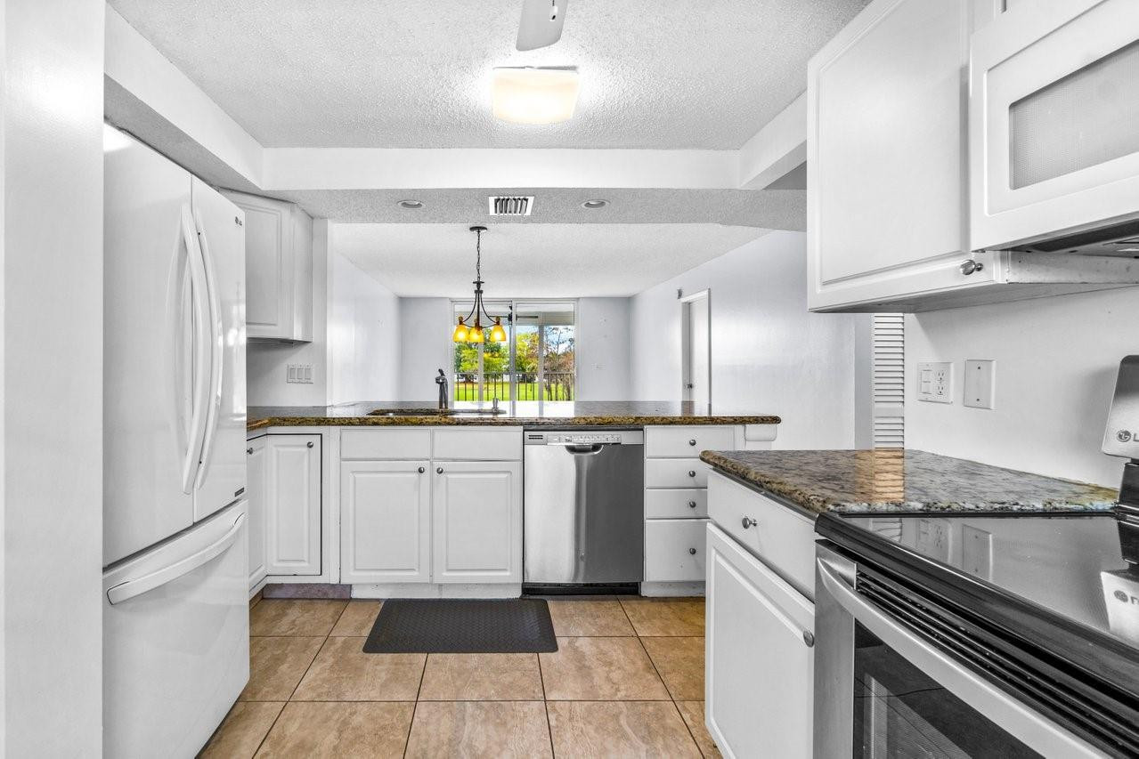 1650 NW 80th Ave 306