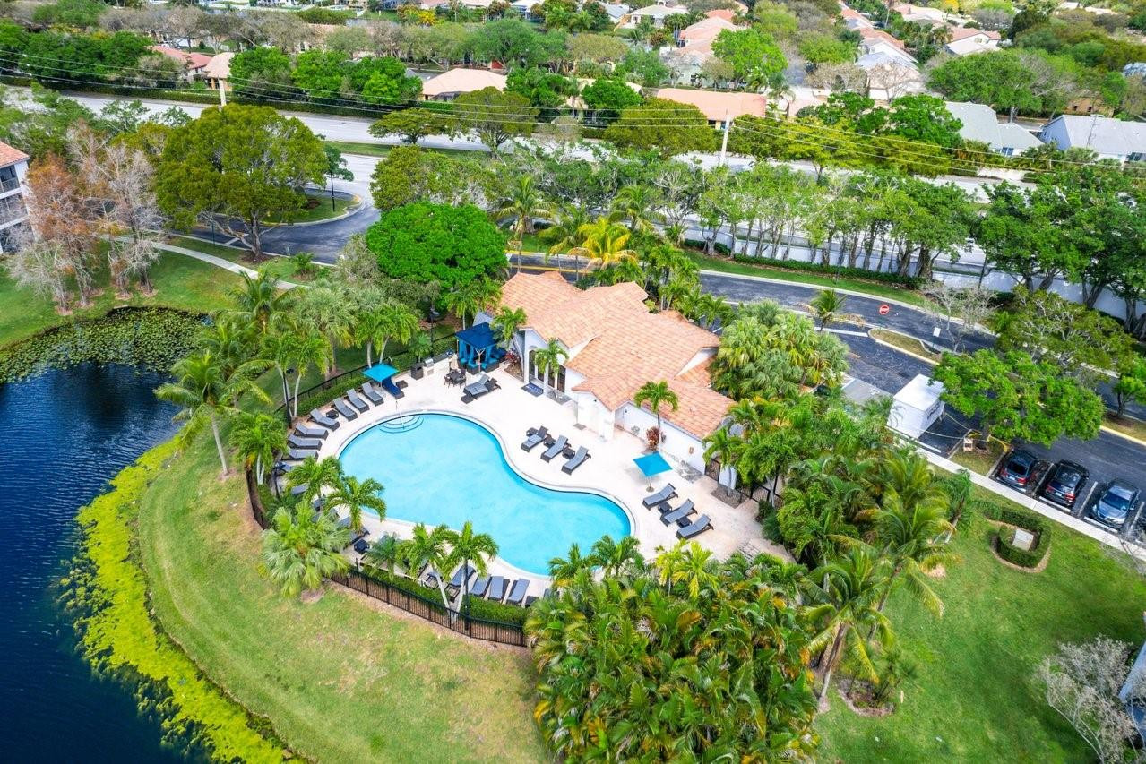 10790 NW 14th St 181