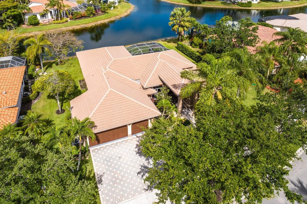 7057 NW 66th Ter