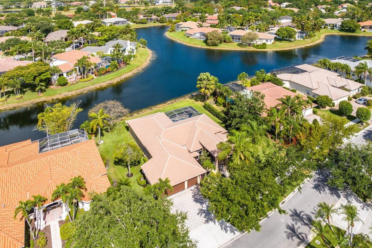 7057 NW 66th Ter