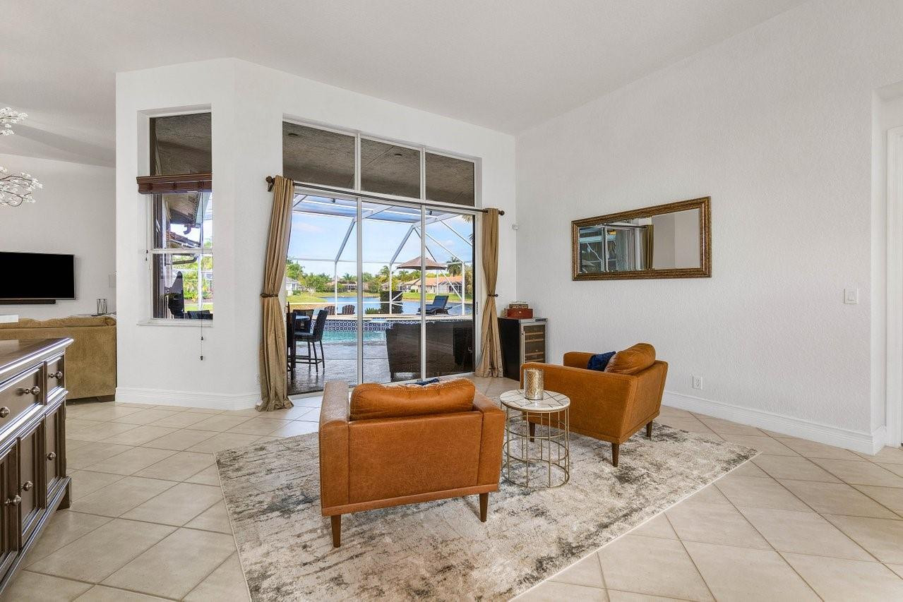 7057 NW 66th Ter
