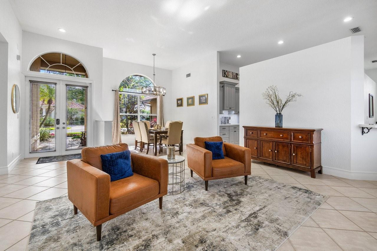 7057 NW 66th Ter