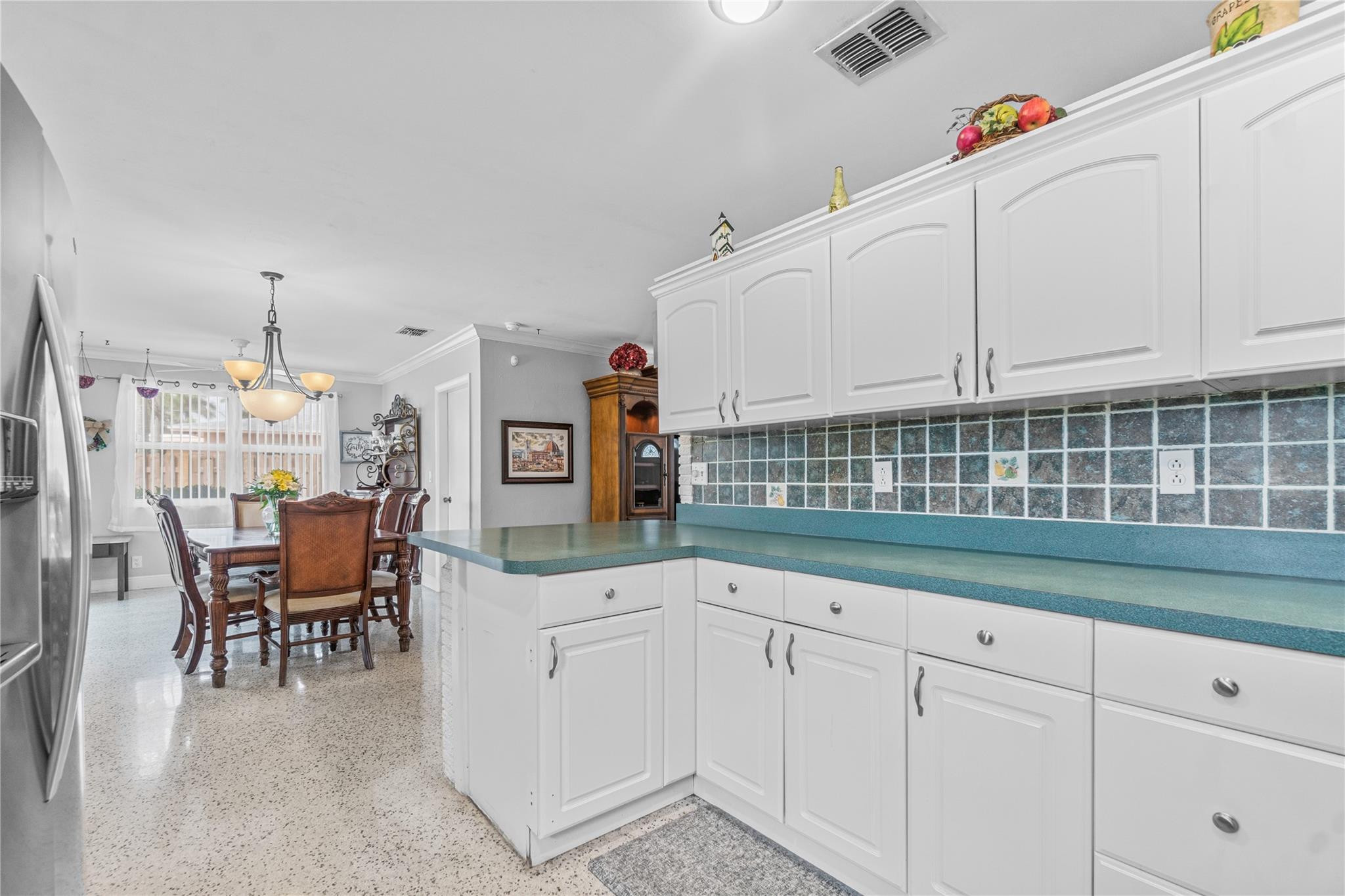 4430 NW 10th St