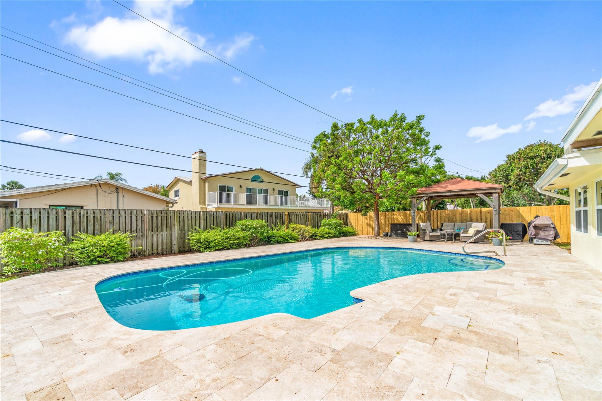 4430 NW 10th St