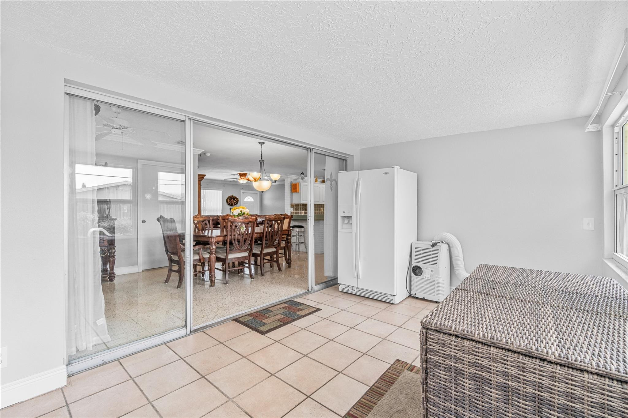 4430 NW 10th St