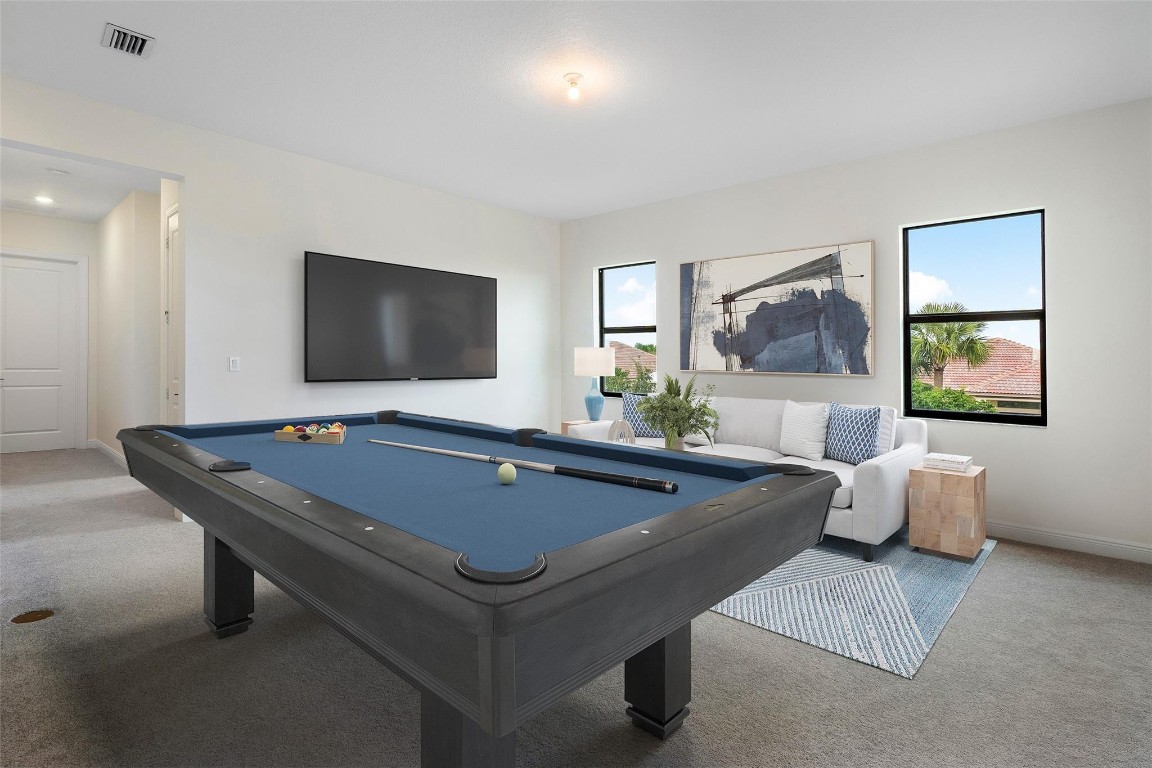 11905 N Baypoint Cir