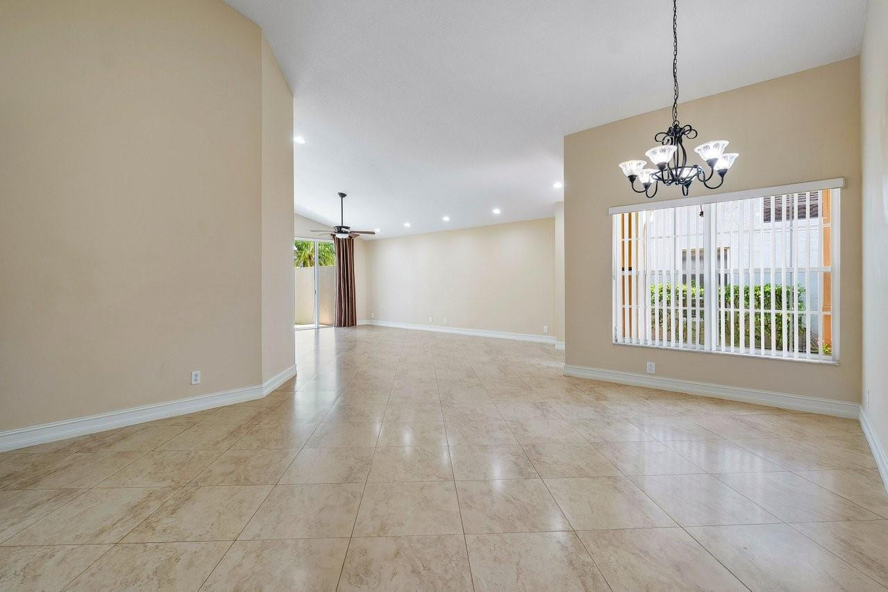7660 NW 61st Ave