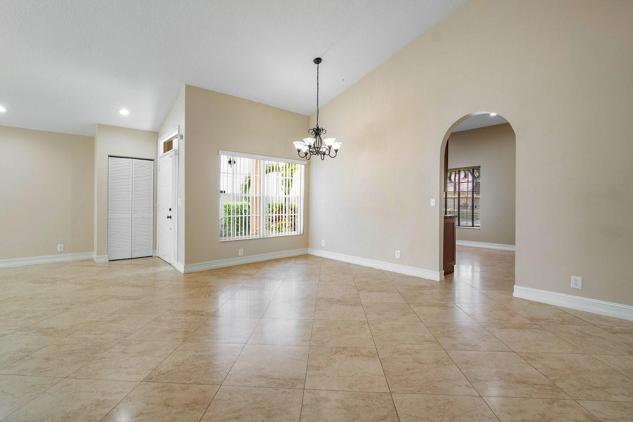 7660 NW 61st Ave