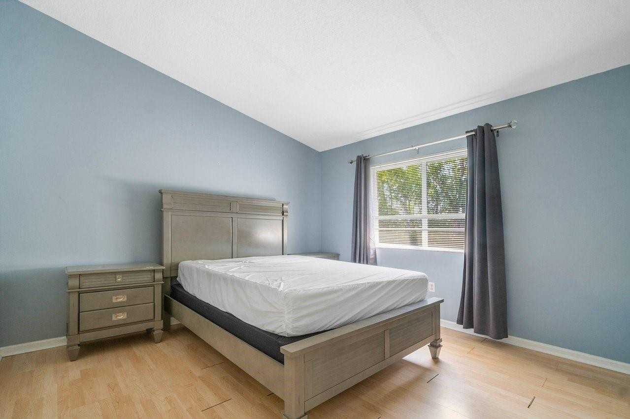 3504 Briar Bay Blvd 204