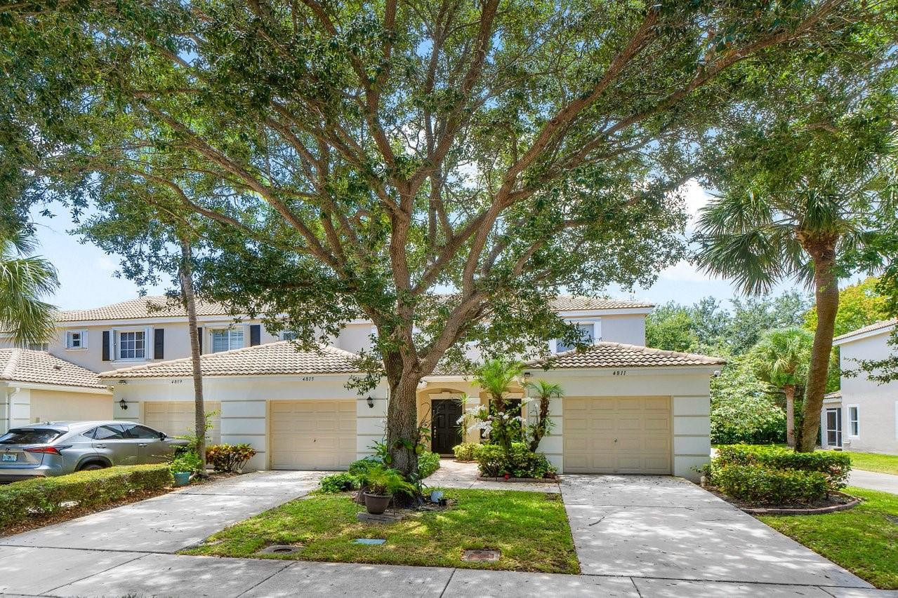 4815 Palmbrooke Cir