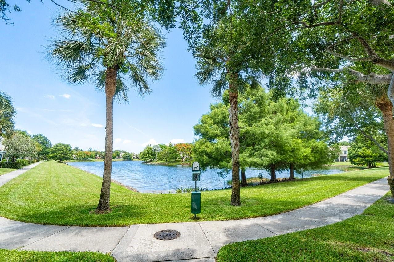 4815 Palmbrooke Cir