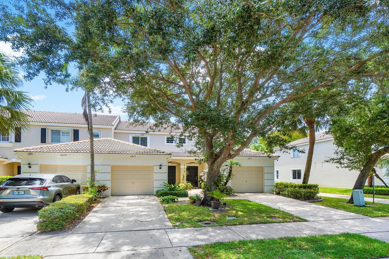 4815 Palmbrooke Cir