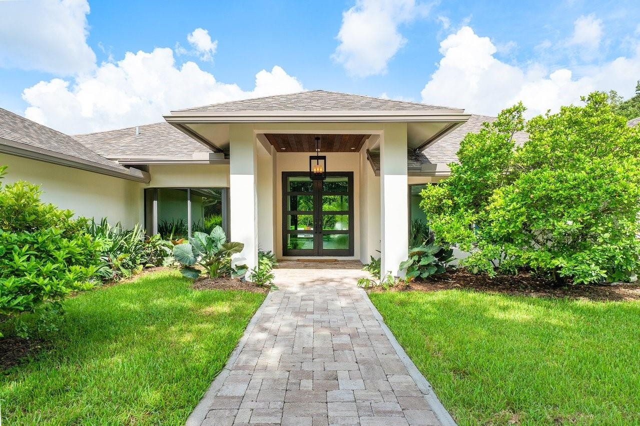 6183 NW 74th Ter