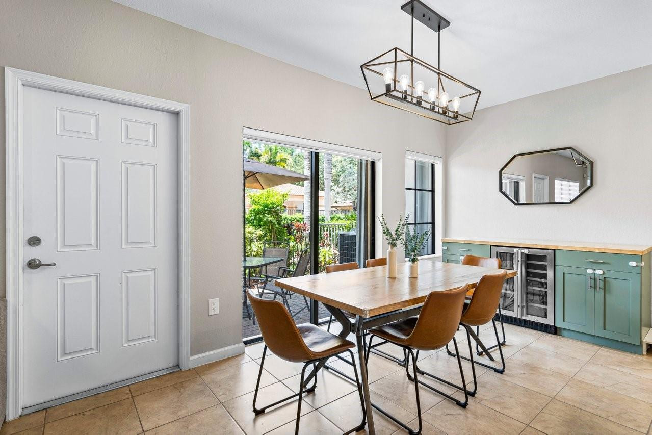 4753 Cypress St 4753