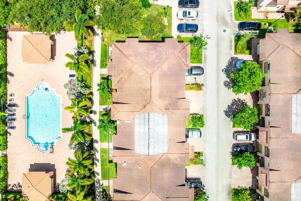 4753 Cypress St 4753