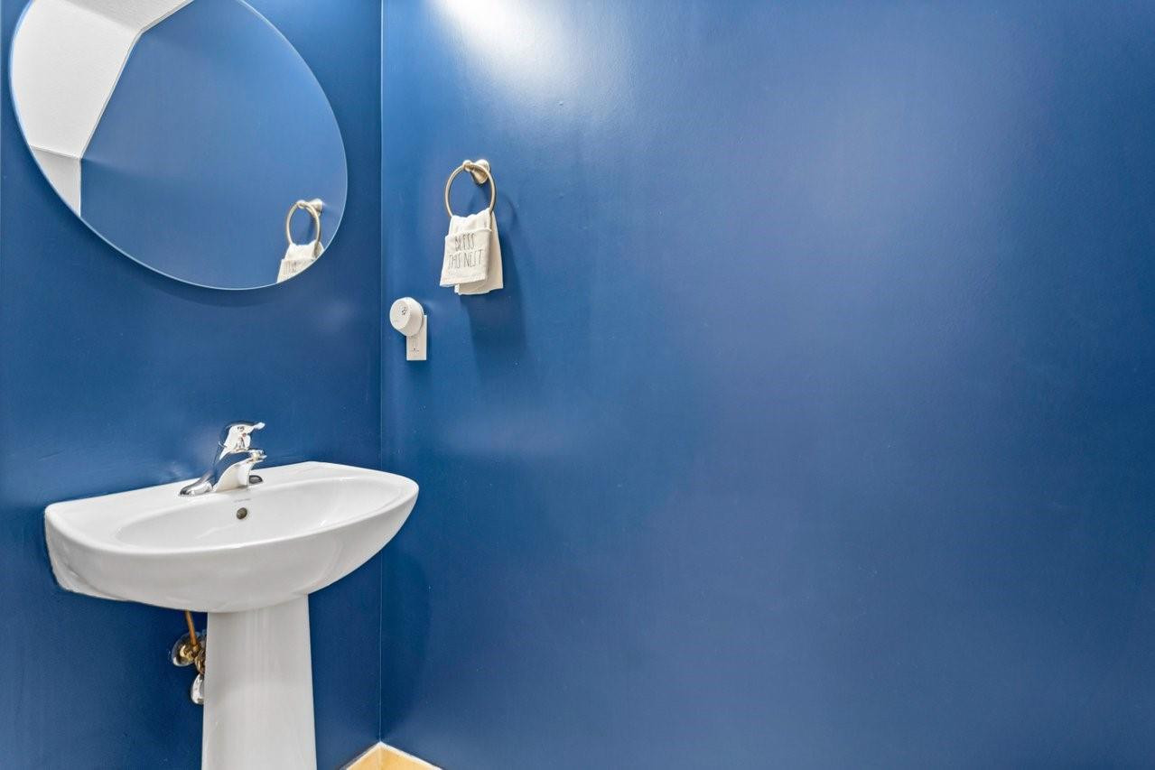 4753 Cypress St 4753