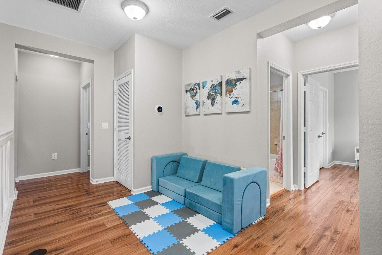 4753 Cypress St 4753