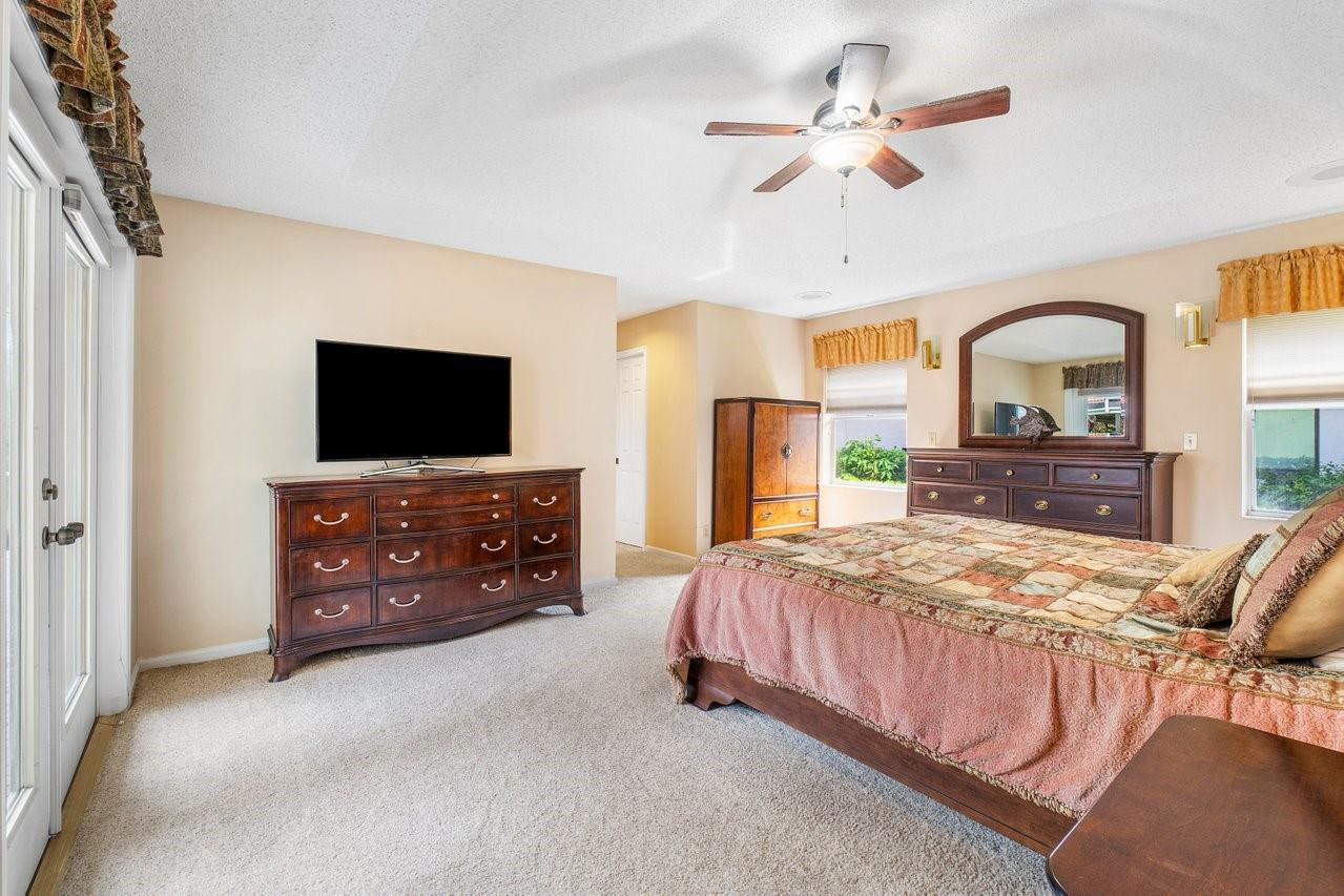 12133 Classic Dr