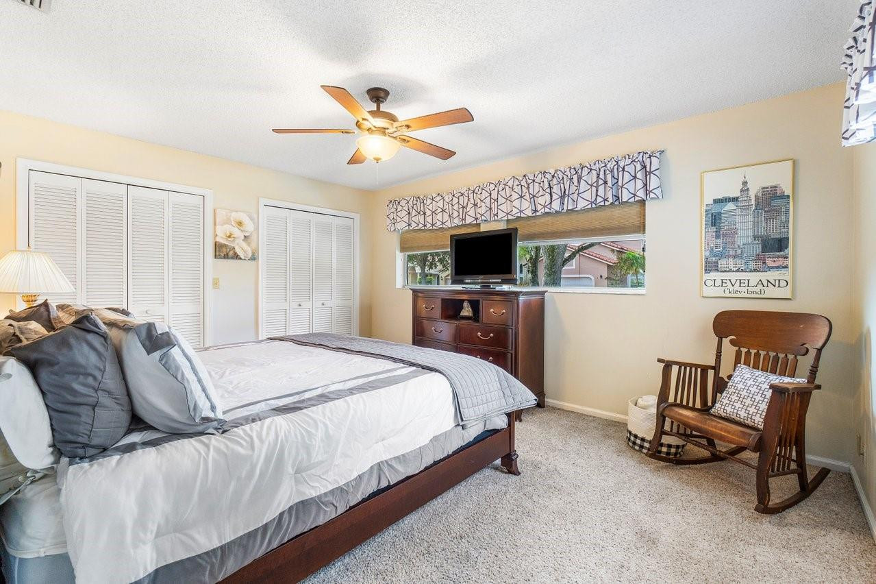 12133 Classic Dr