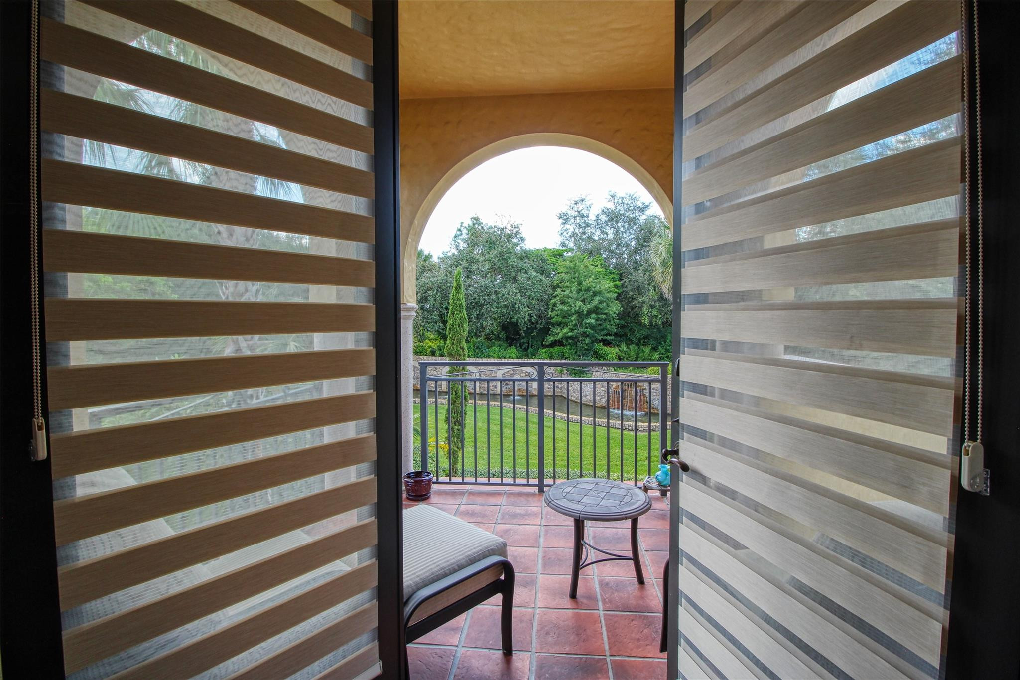 7065 Spyglass Avenue