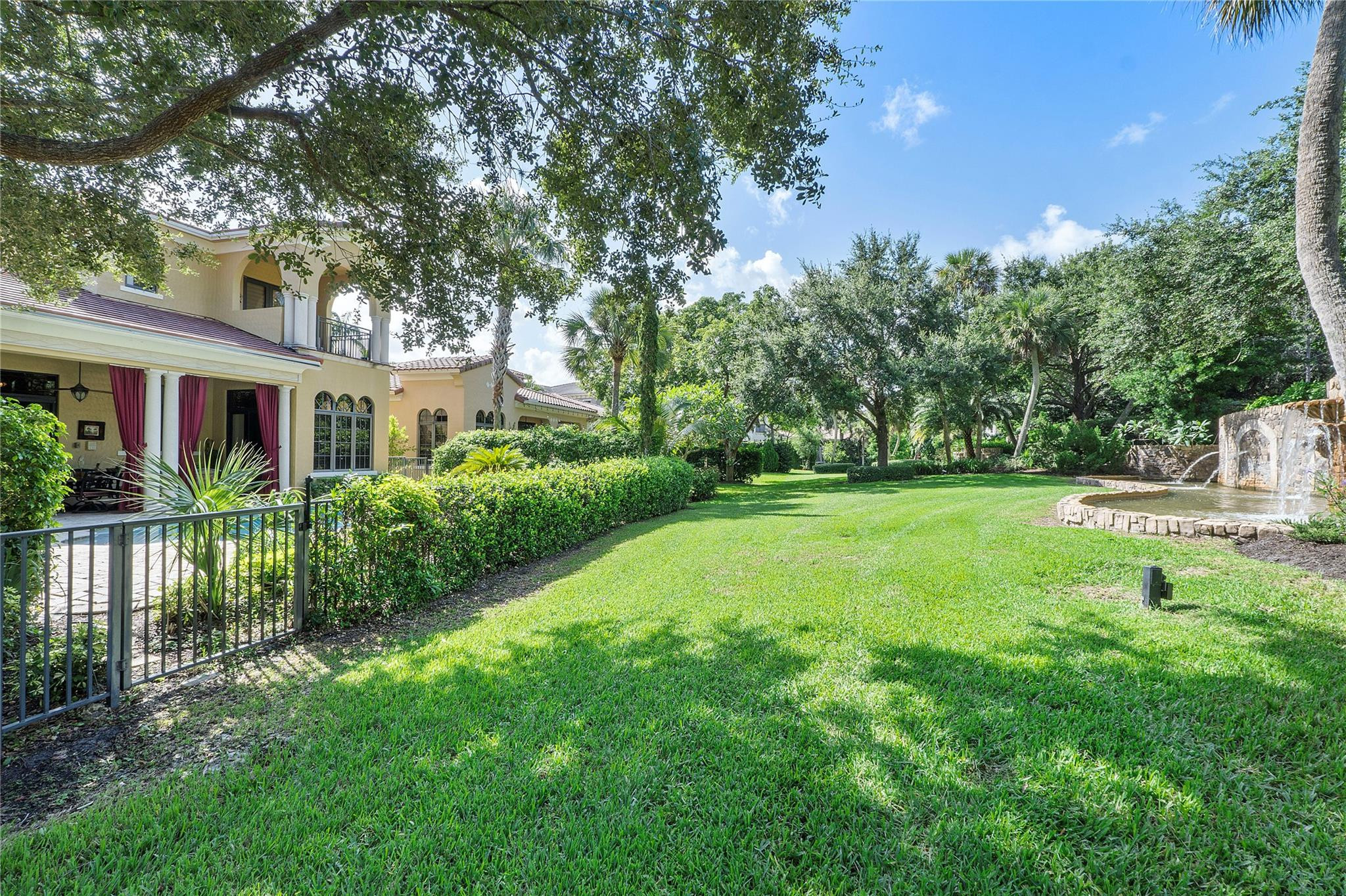 7065 Spyglass Avenue