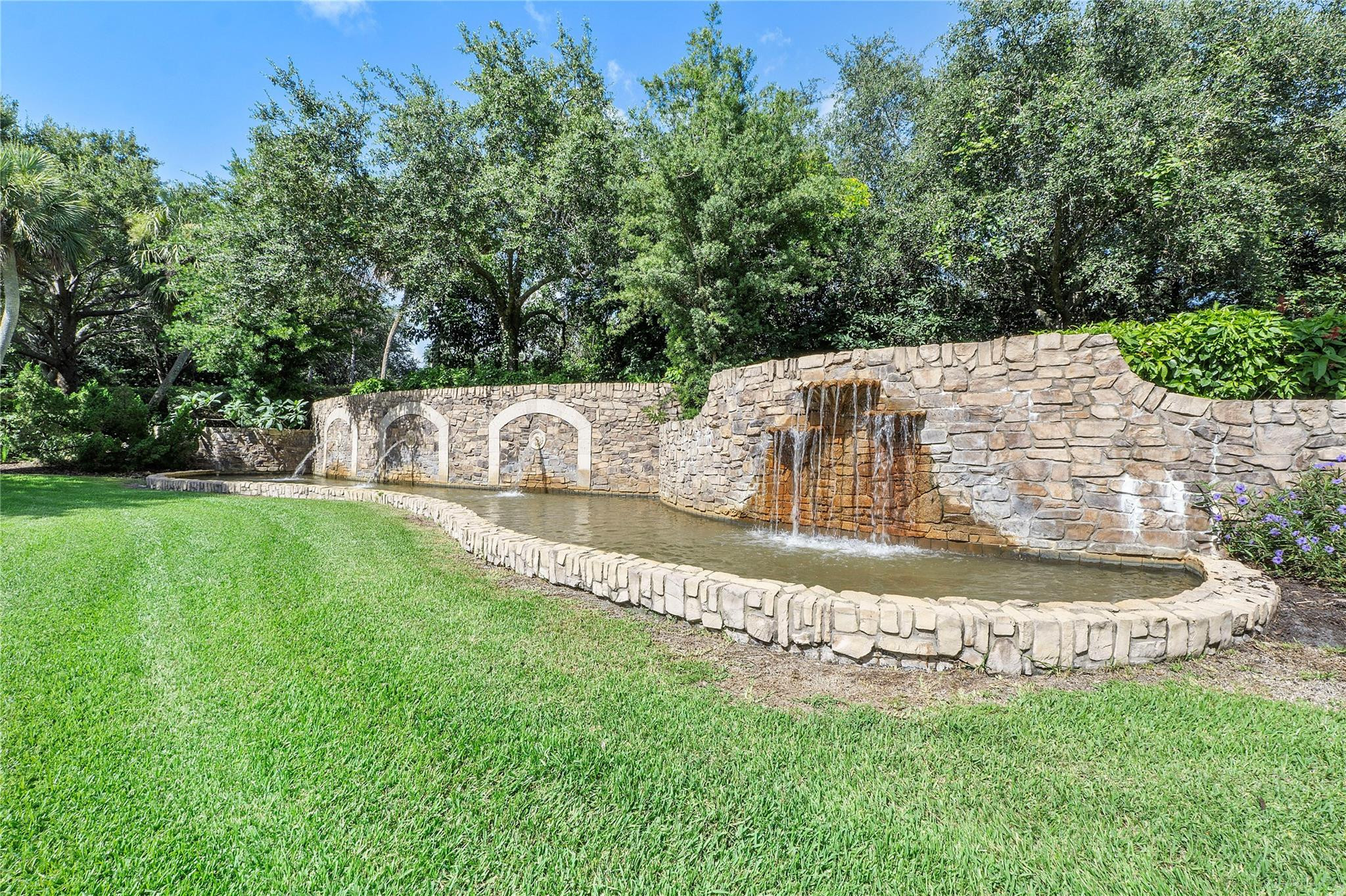 7065 Spyglass Avenue