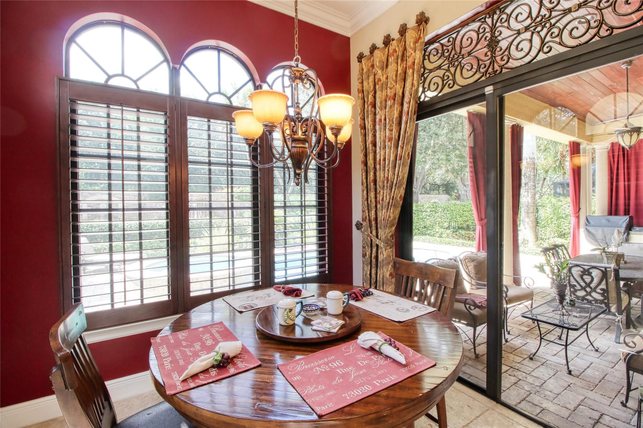 7065 Spyglass Avenue