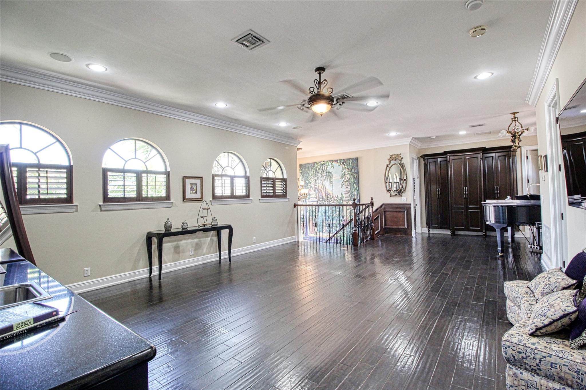 7065 Spyglass Avenue