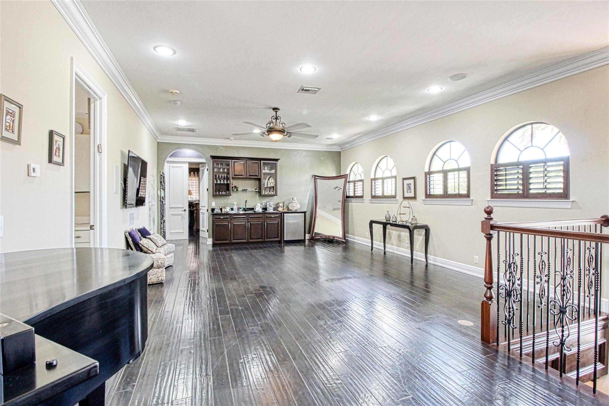 7065 Spyglass Avenue