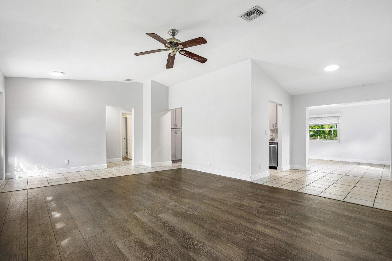 1235 NW 87th Ave