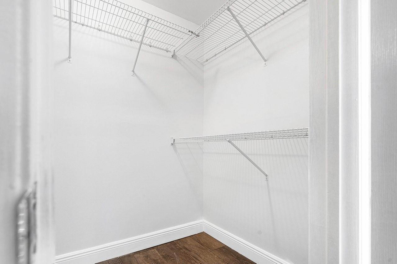 1235 NW 87th Ave