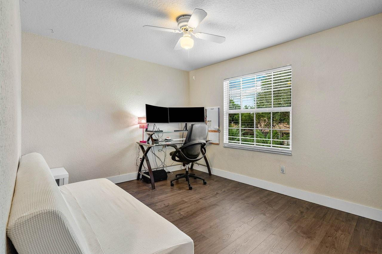 7882 NW 62nd Terrace