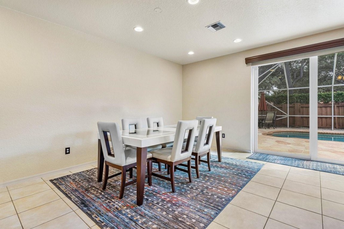 7882 NW 62nd Terrace