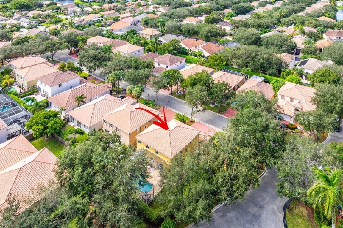 7882 NW 62nd Terrace