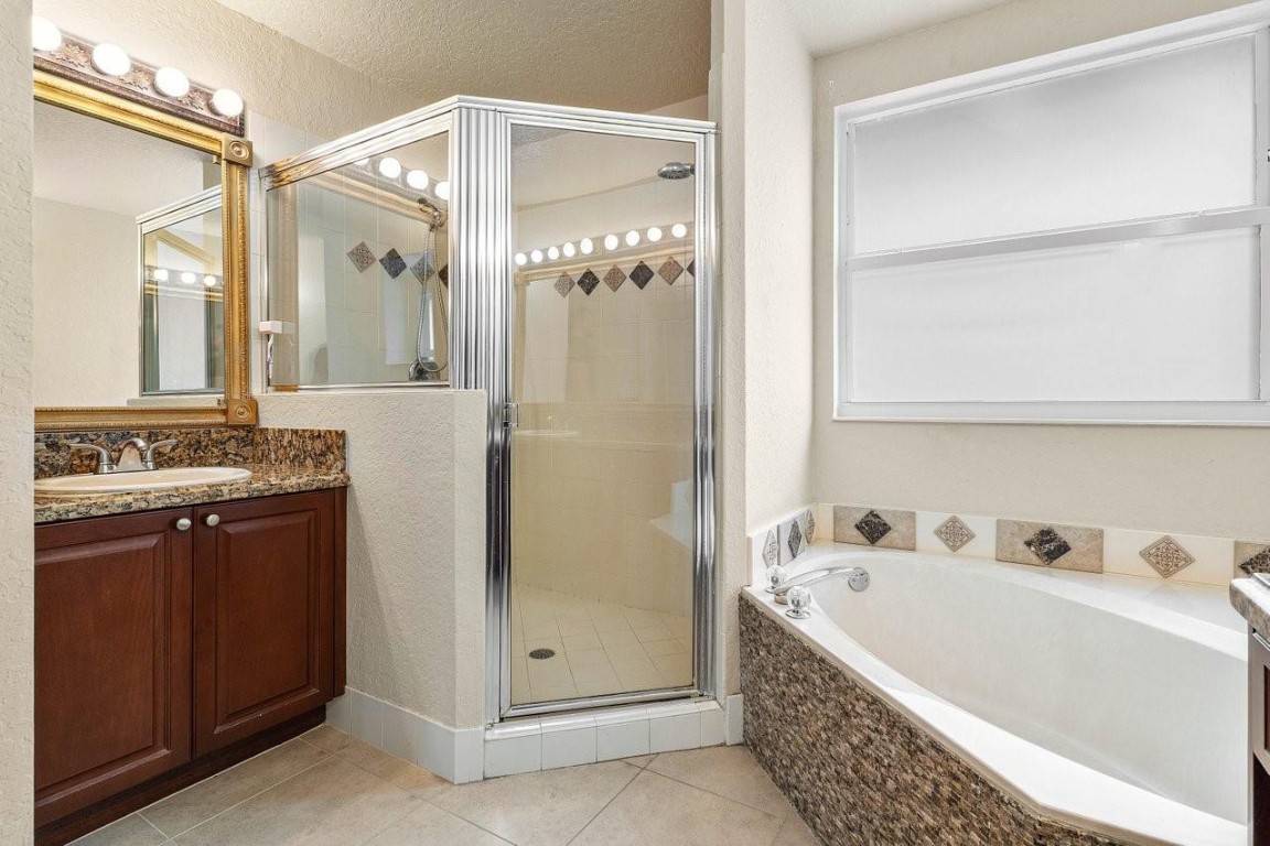 7882 NW 62nd Terrace