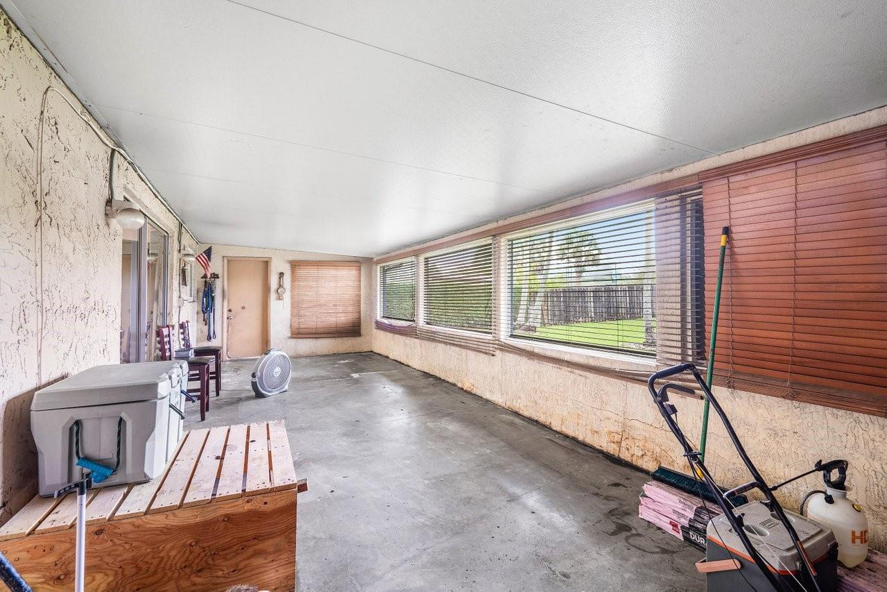 3128 NW 113th Ave