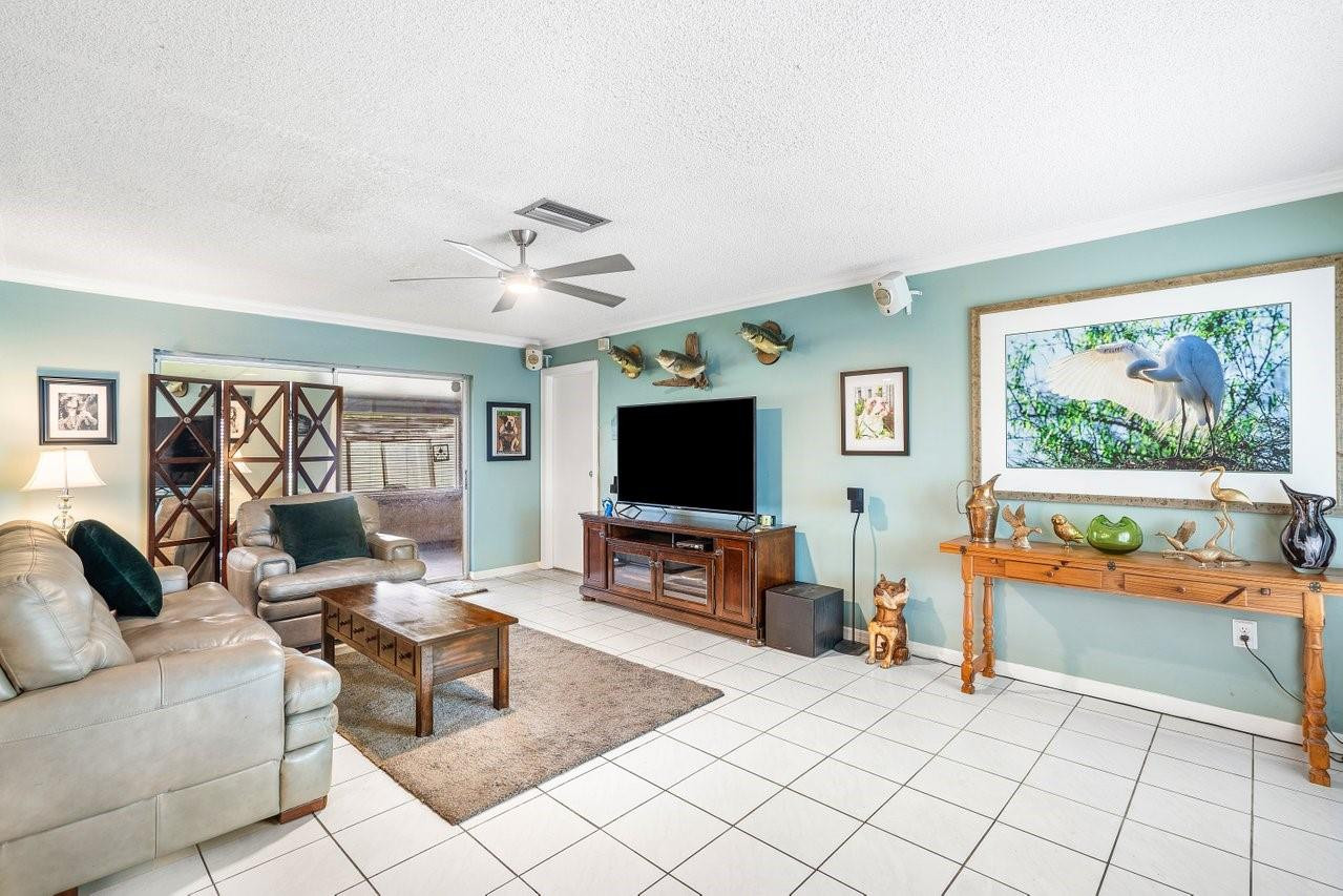 3128 NW 113th Ave