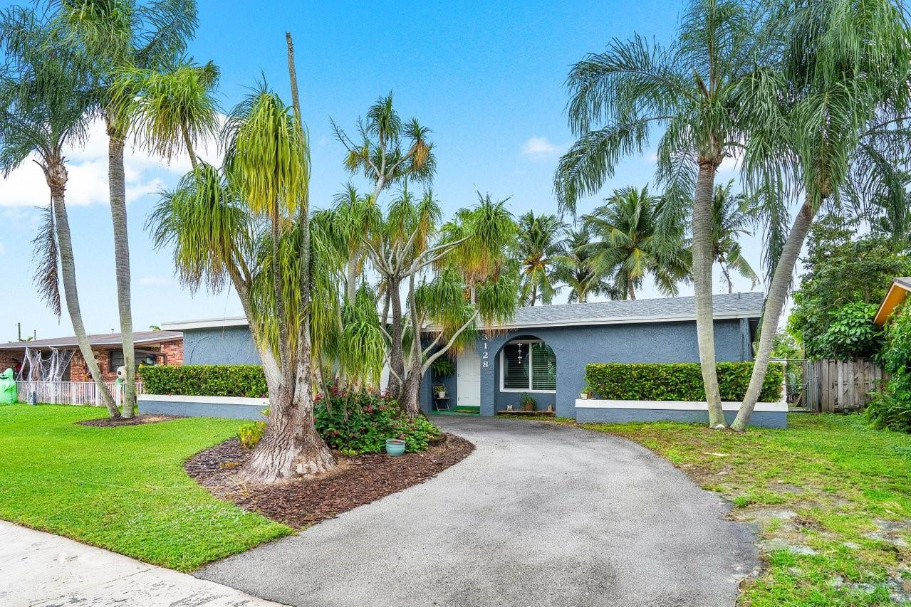 3128 NW 113th Ave
