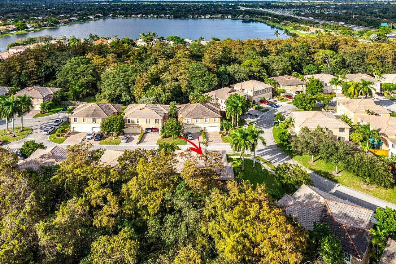 3652 Asperwood Cir