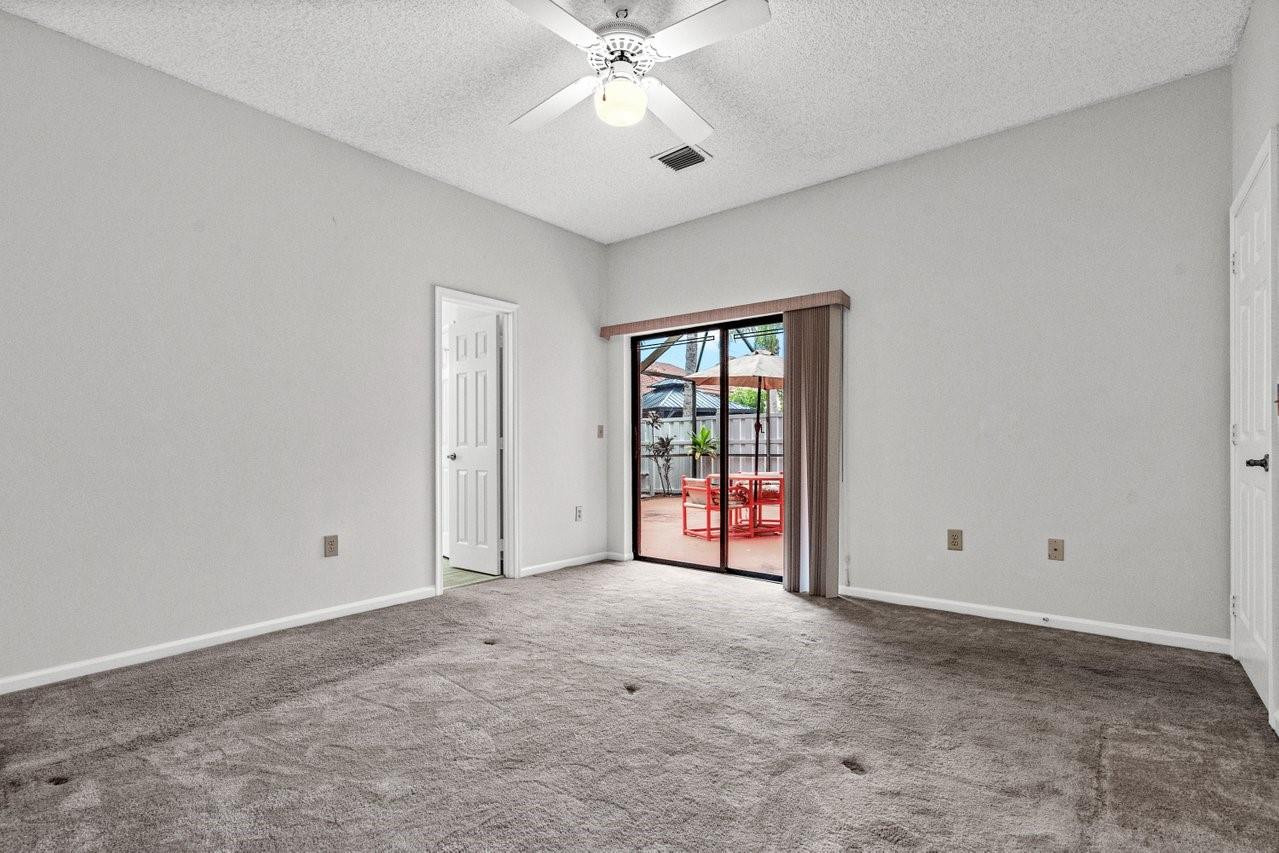 9420 NW 18th Mnr