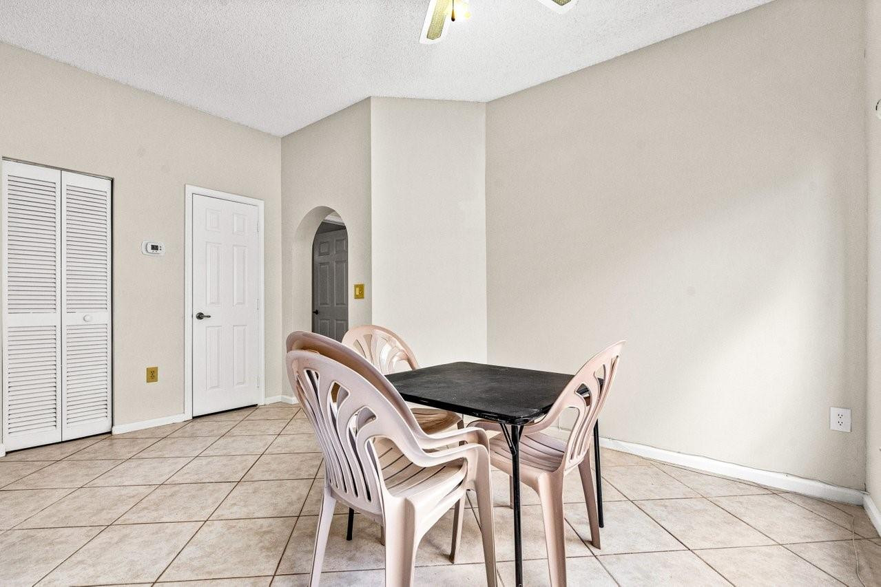 9420 NW 18th Mnr