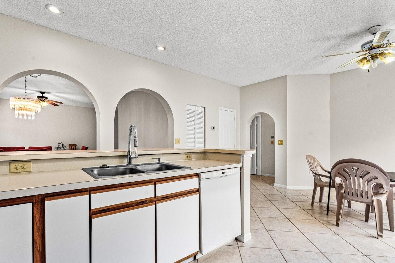 9420 NW 18th Mnr