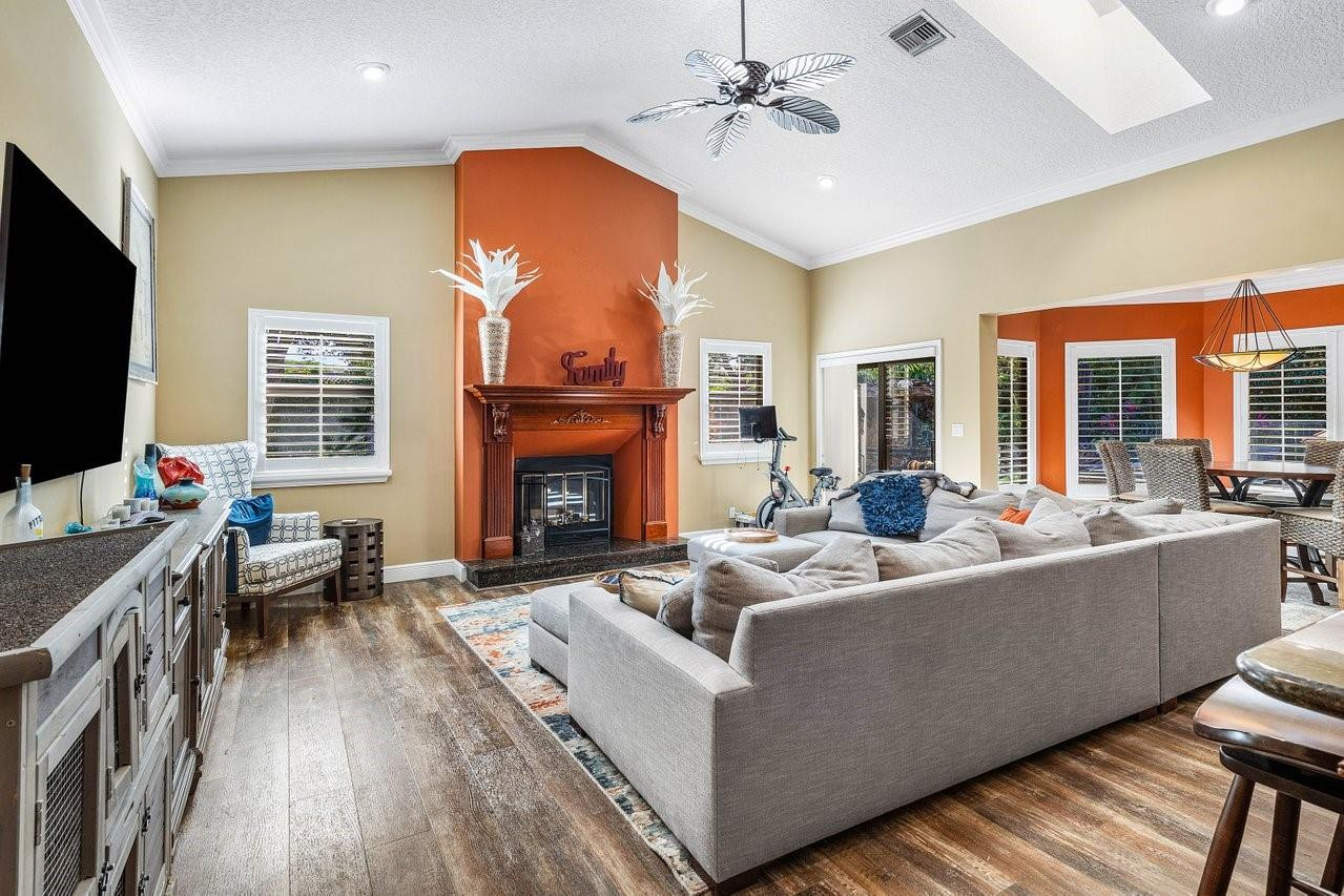 7600 W Upper Ridge Dr