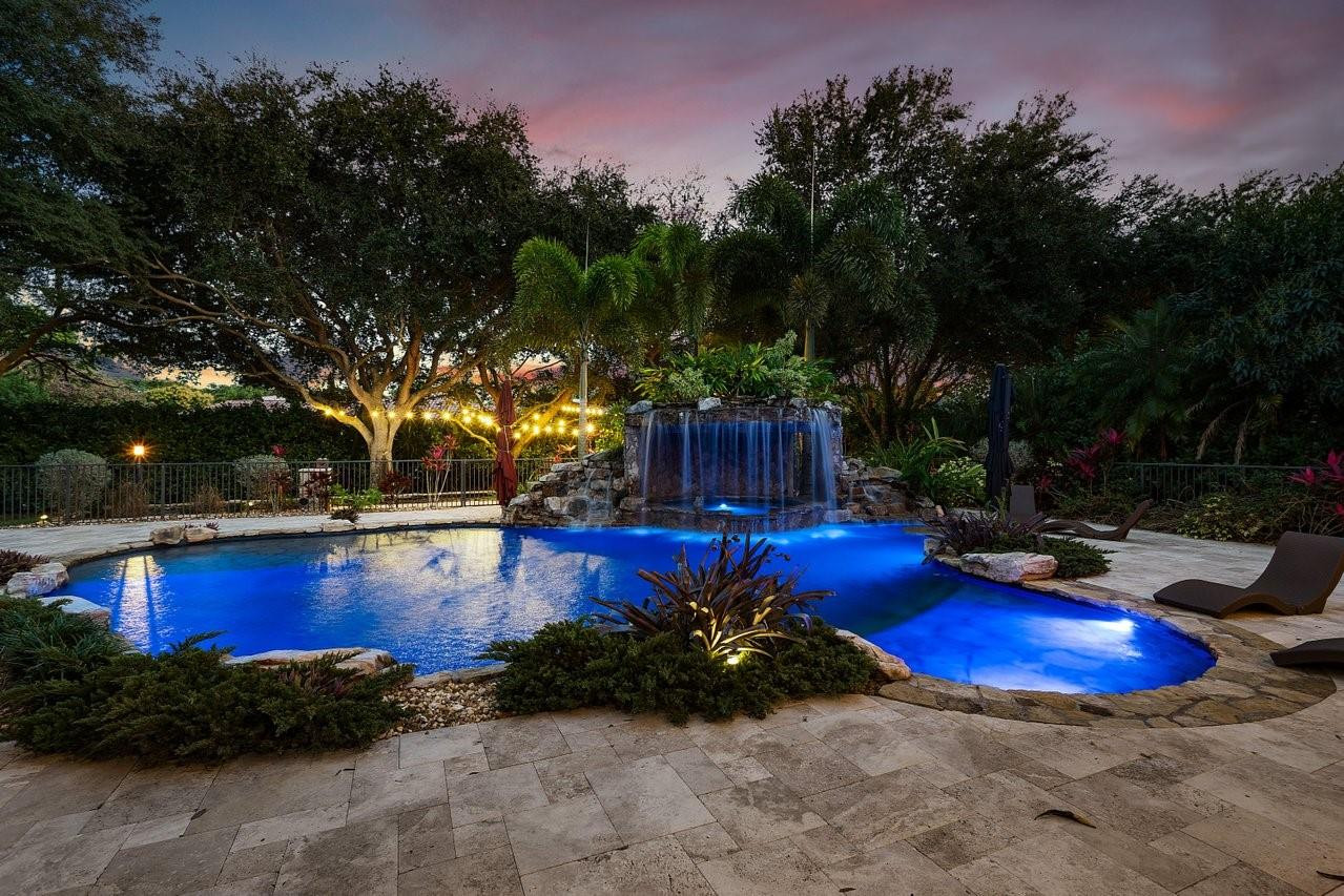 7600 W Upper Ridge Dr