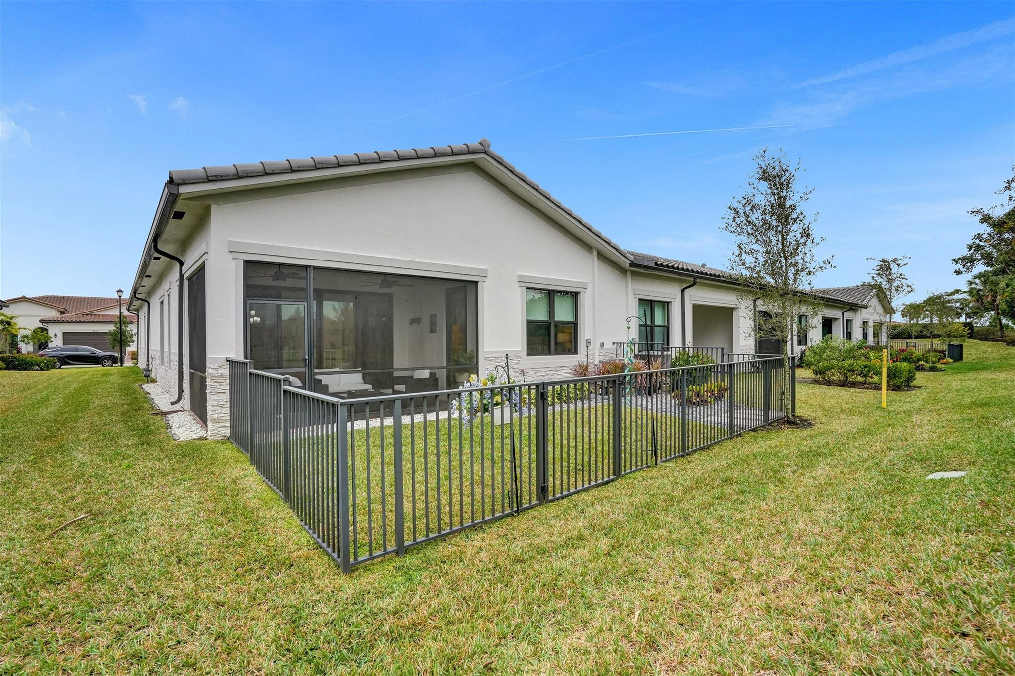 8327 W Blue Spring Dr 8327