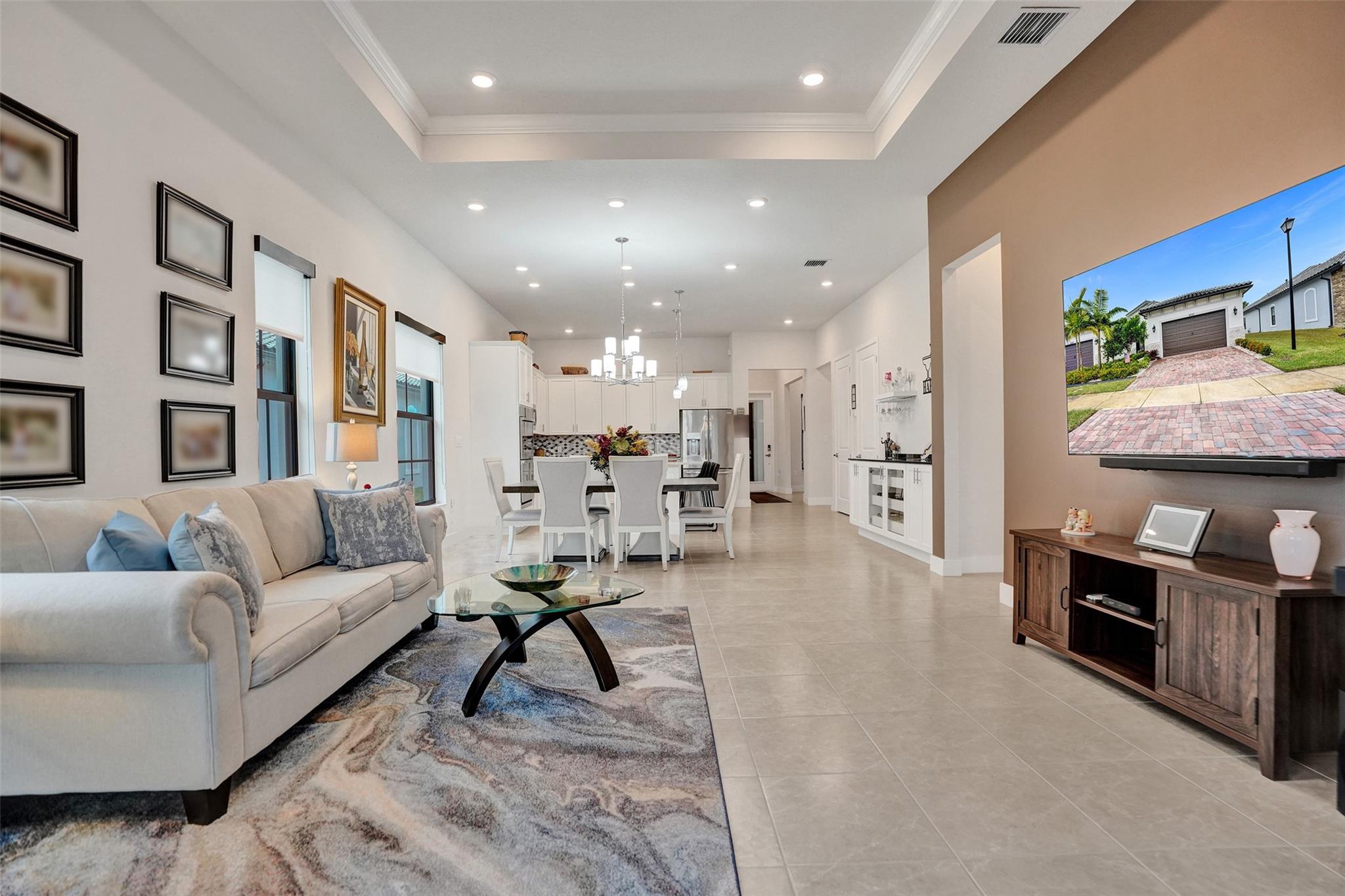 8327 W Blue Spring Dr 8327