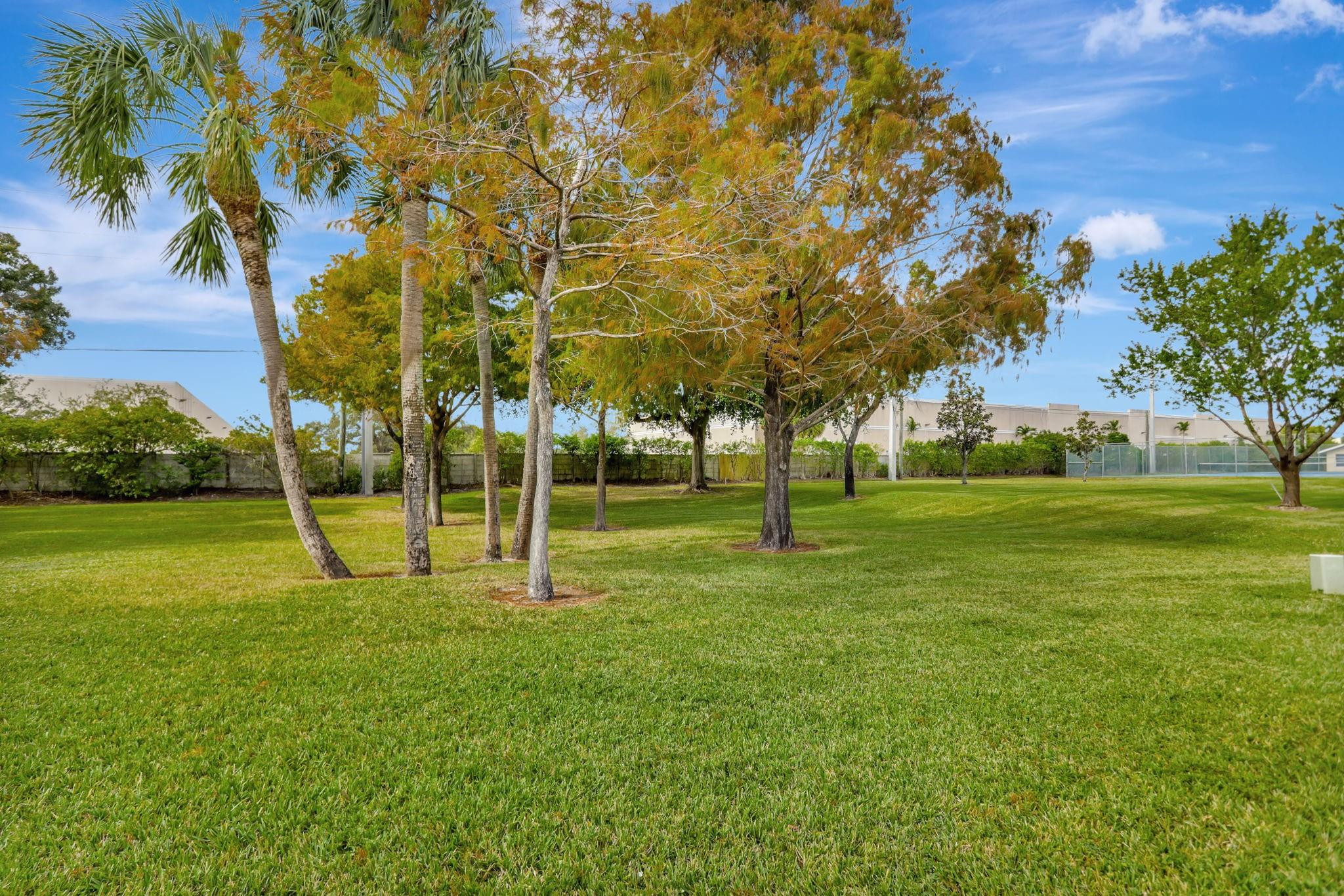 5001 NW 12th Way