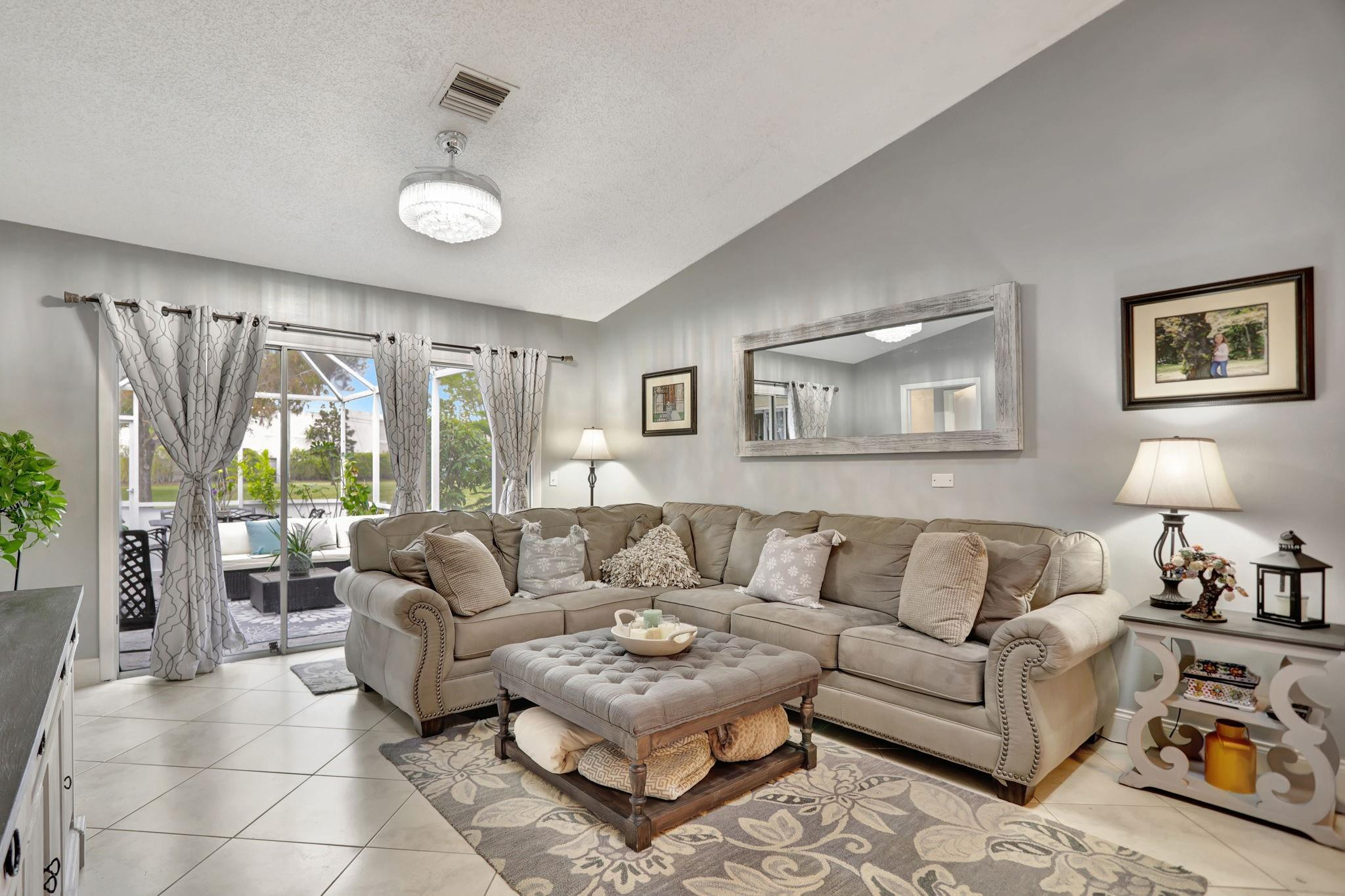 5001 NW 12th Way