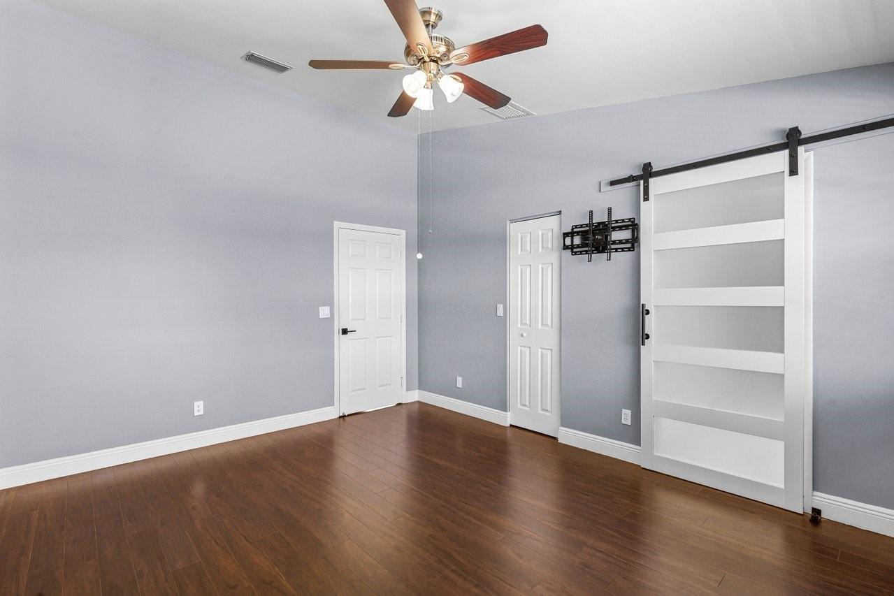 1247 NW 51st St