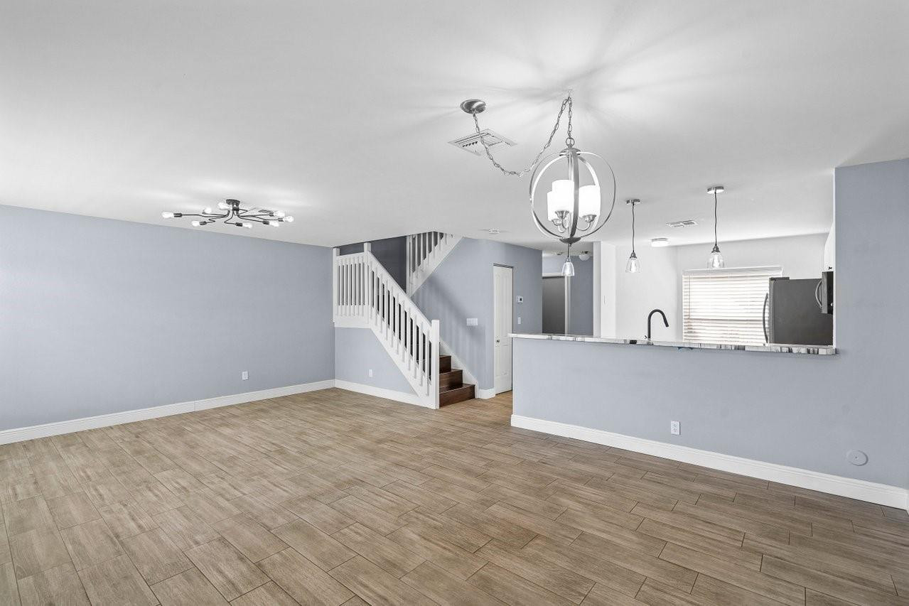 1247 NW 51st St